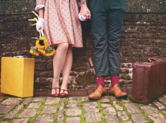 そこで今回は「陽キャが陰キャと付き合う方法」について詳し〜く解説していきます。